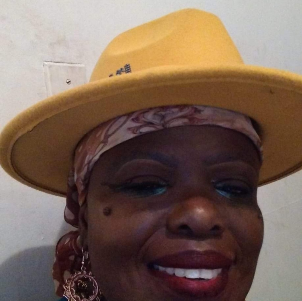 Meet your Posher, Tanya